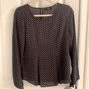 Not your typical Black and Tan blouse!